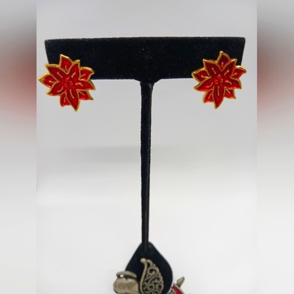 Christmas Angel Holly Wreath Jewelry Lot,  Marked JJ Designs - Picture 4 of 10